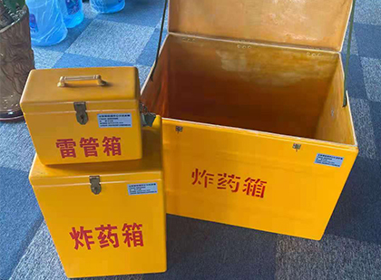 锡山玻璃雷管箱生产标准全解析：安全、性能与合规的基石